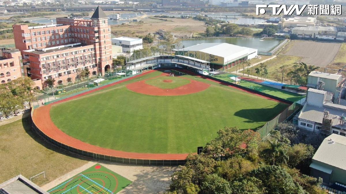CPBL／不搶澄清湖都更案！台鋼改孵高雄大巨蛋　喊話：盼為南部棒運帶來新氣象