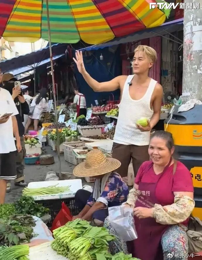 吳克群下鄉賣菜遭酸作秀！登中國官媒專欄反擊　「流量背後是信任是責任」